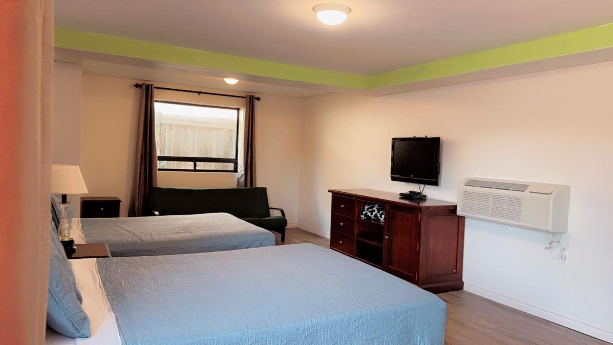 Crestwood Motel Бърлингтън Екстериор снимка