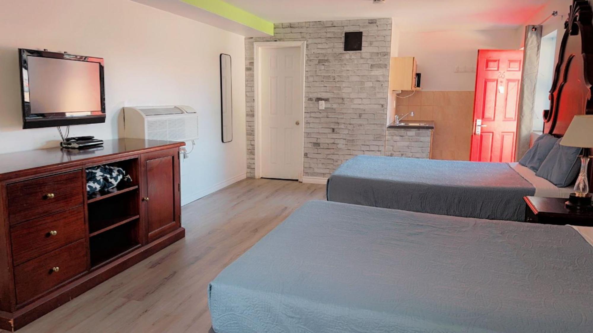 Crestwood Motel Бърлингтън Екстериор снимка