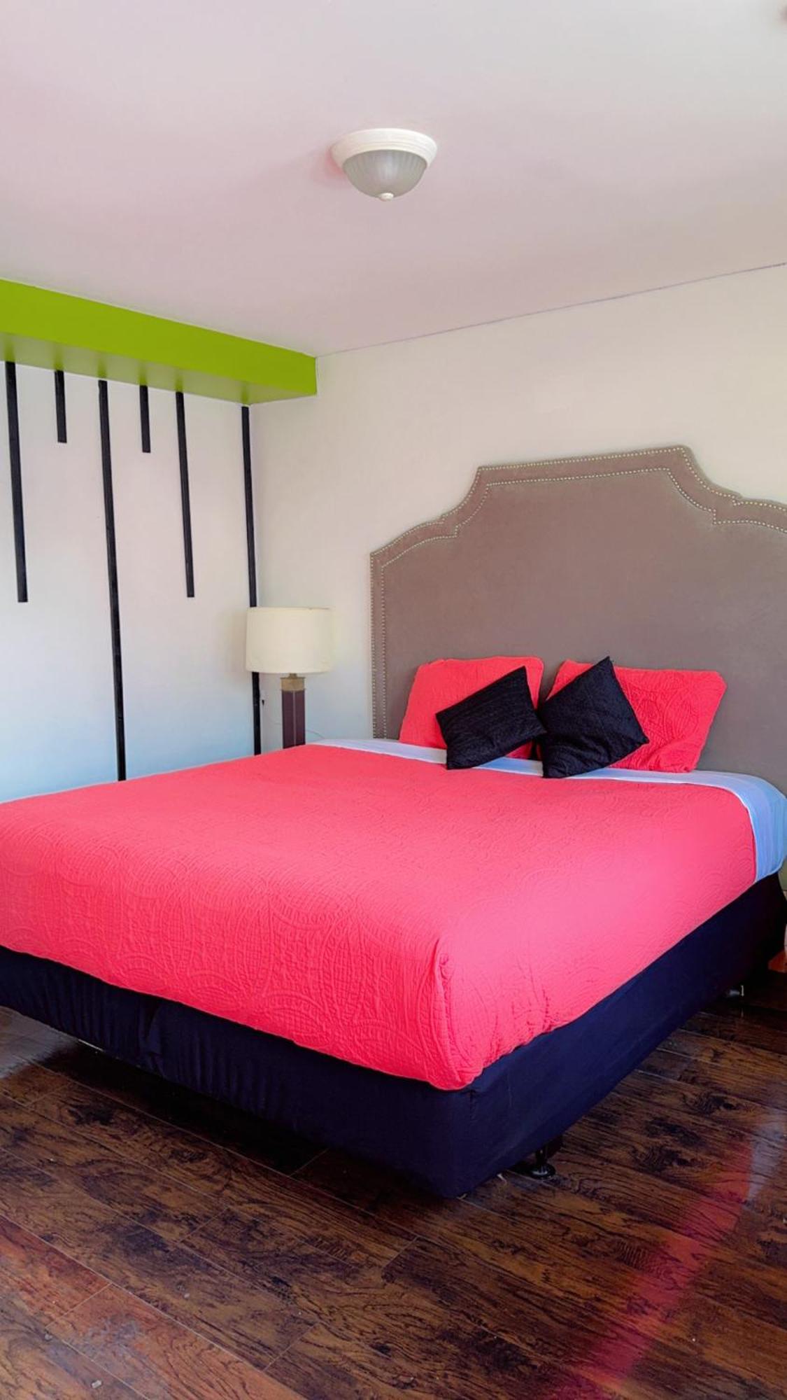 Crestwood Motel Бърлингтън Екстериор снимка