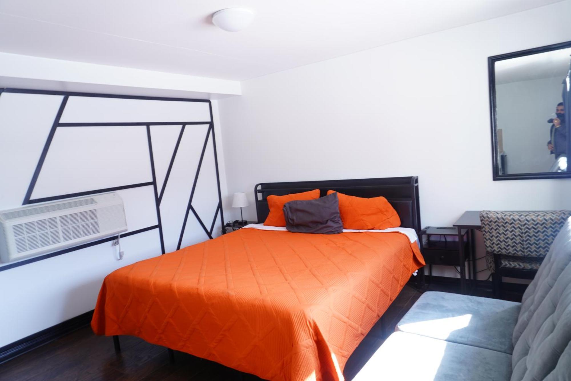 Crestwood Motel Бърлингтън Екстериор снимка