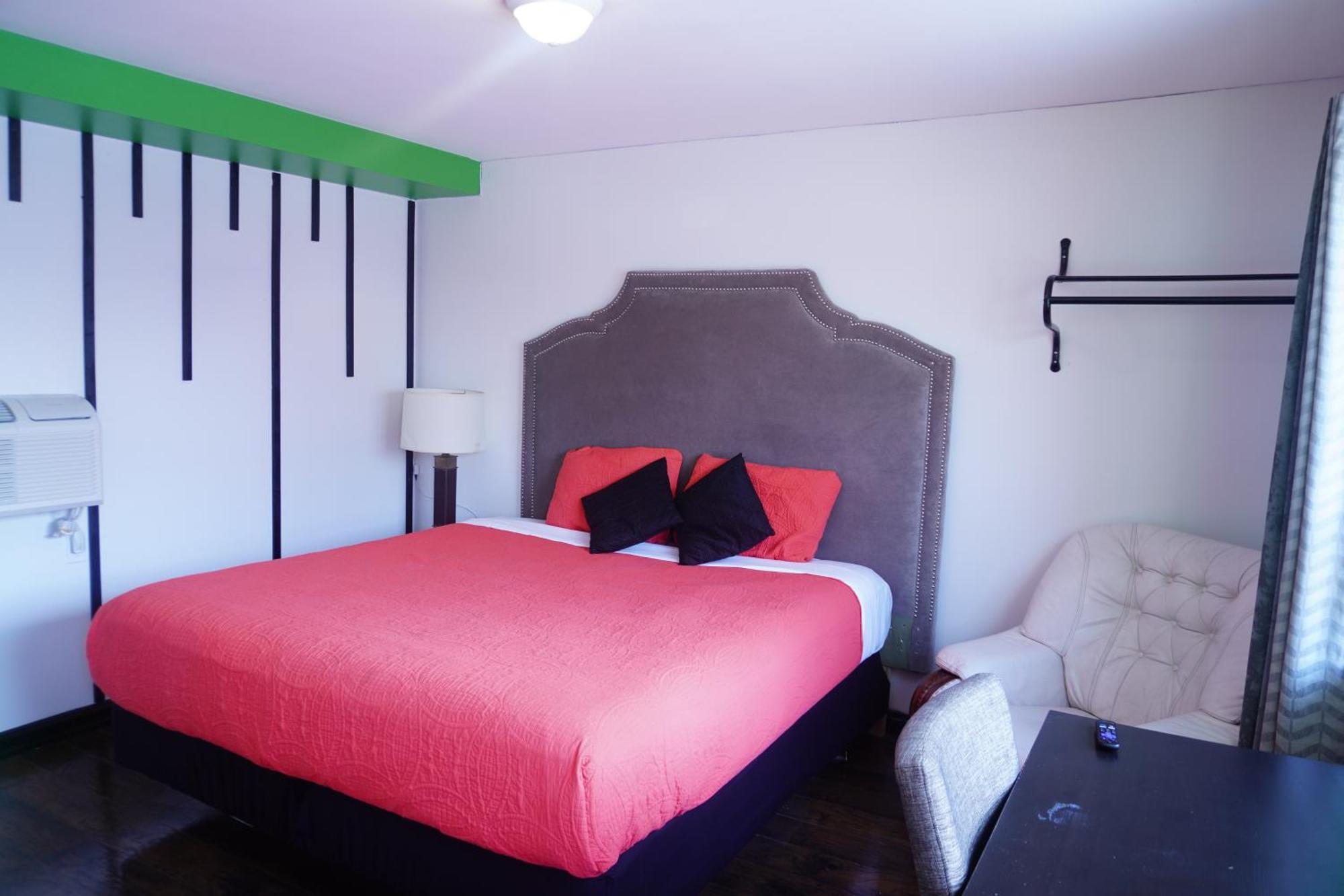 Crestwood Motel Бърлингтън Екстериор снимка