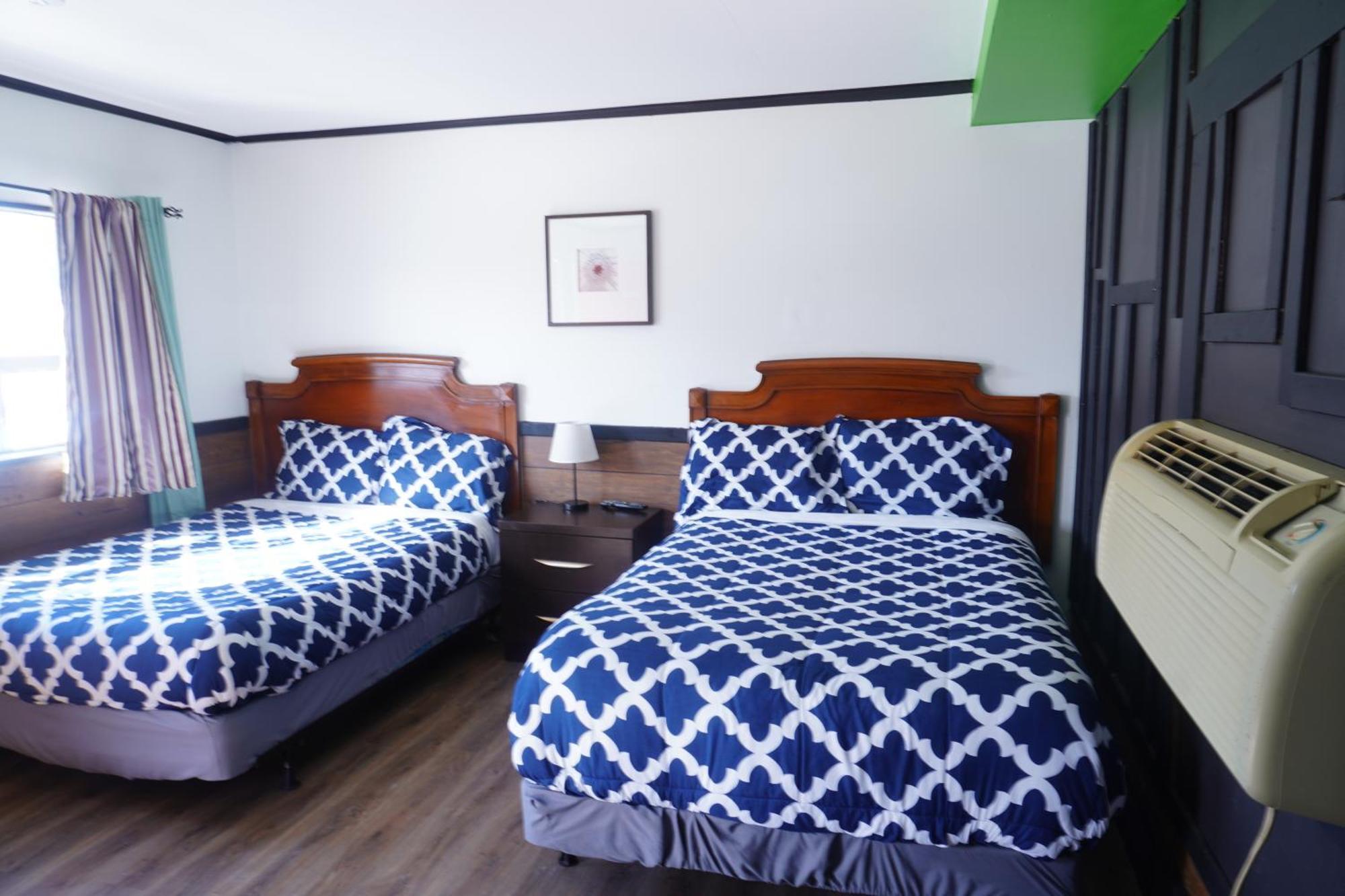 Crestwood Motel Бърлингтън Екстериор снимка